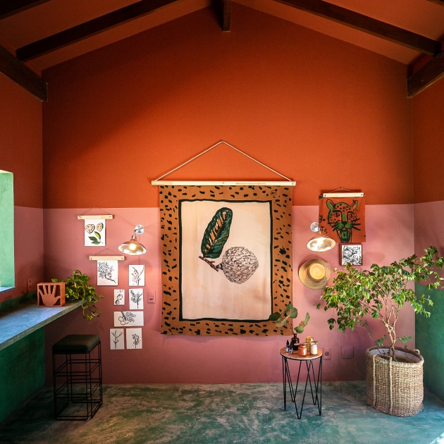 atelie com tons do cerrado Ateliê pintado com as cores do Cerrado.