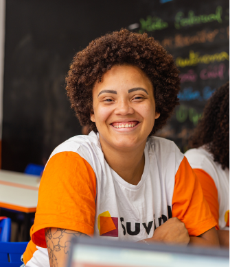 mulher suvinil Mulher do programa suvinil pintar o bem.